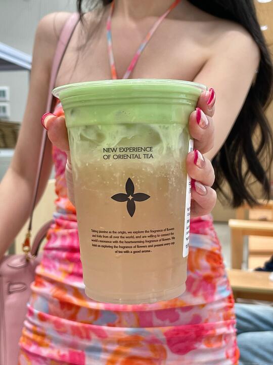 豪饮3杯！🤤这杯茉莉奶白千万别下架好吗！！