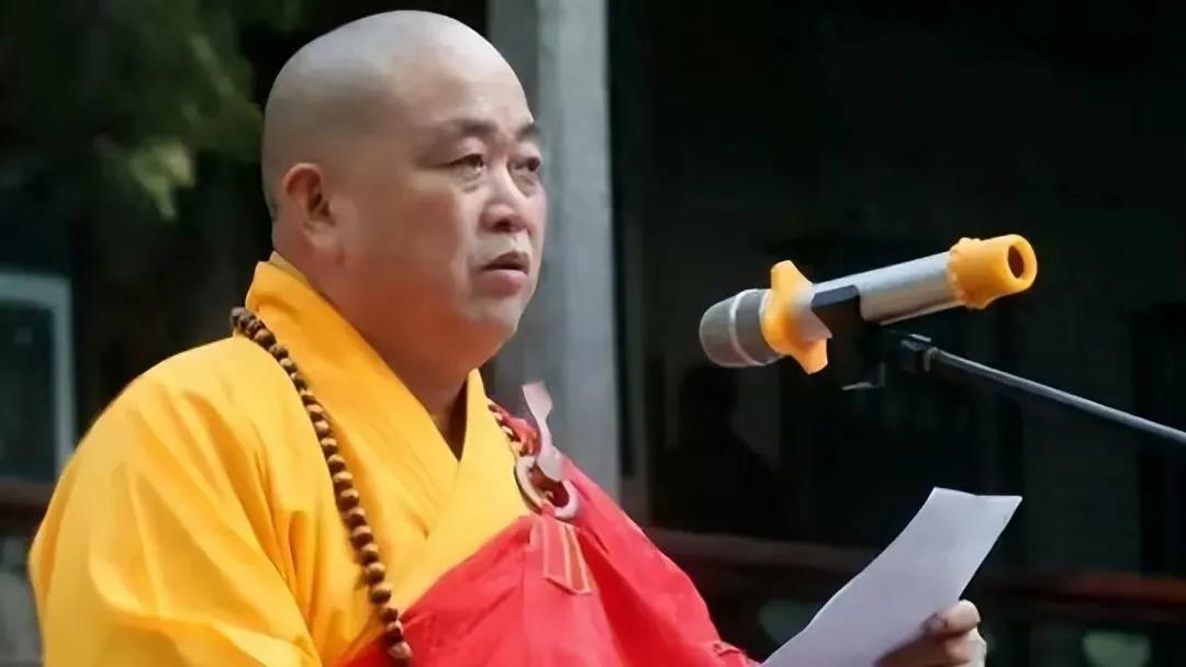 都说少林寺本届方丈释永信不一样，但是没想到，神通广大的网友挖出了释永信名下有18