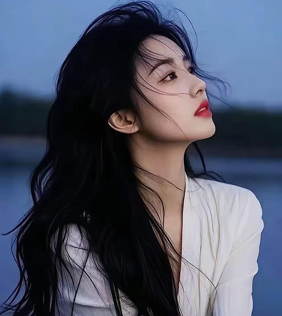 有些话现在说出来，还是需要点勇气的。

那位性专家的观点，确实让不少人停顿了一下