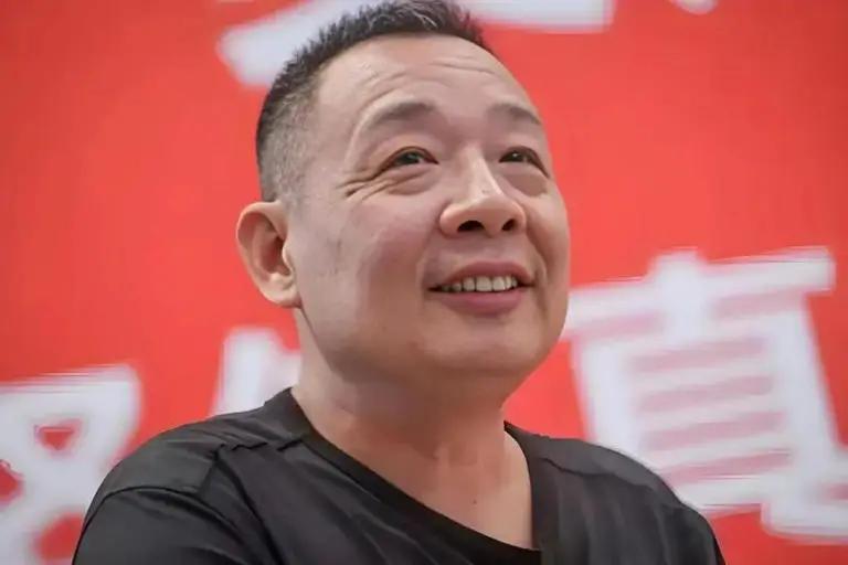 “有钱不赚”的胖东来，给全国房东上了一课。

2026年8月7日，胖东来创始人于