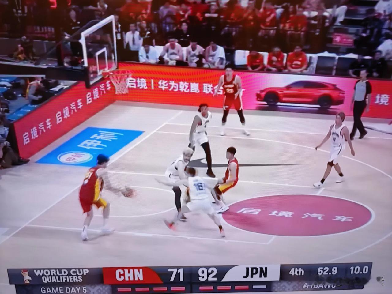 73：92！中国男篮狂输日本男篮！谁该为这场实力买单？
     中国男篮通过这