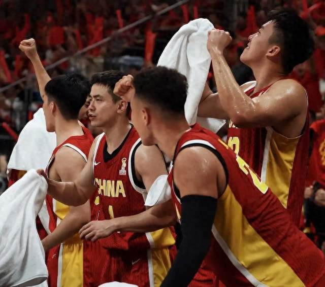 中国男篮大胜46分, 亚运出线! 赛后媒体记者怎么说: 该怎样培养新人