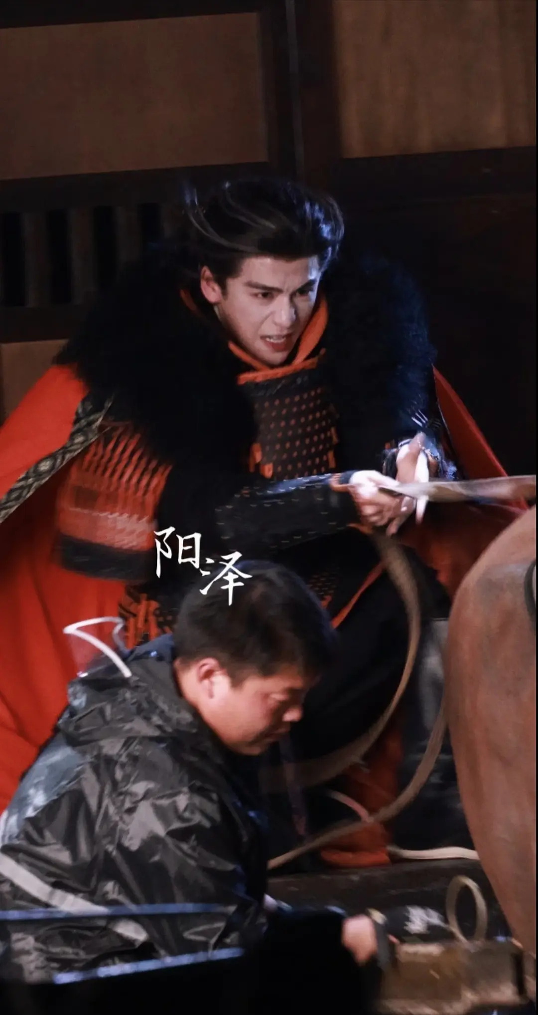 张凌赫不仅唱歌像🐮怎么长得也越来越像🐮了 