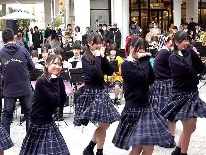 有人说：中国误判日本了，日本的年轻一代，几乎没有人对日本过去的侵略战争感到愧疚，