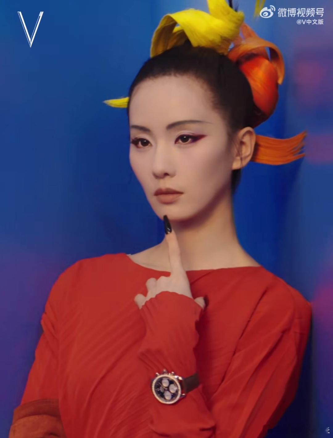 刘诗诗现在这个脸型，无法形容了。 ​​​