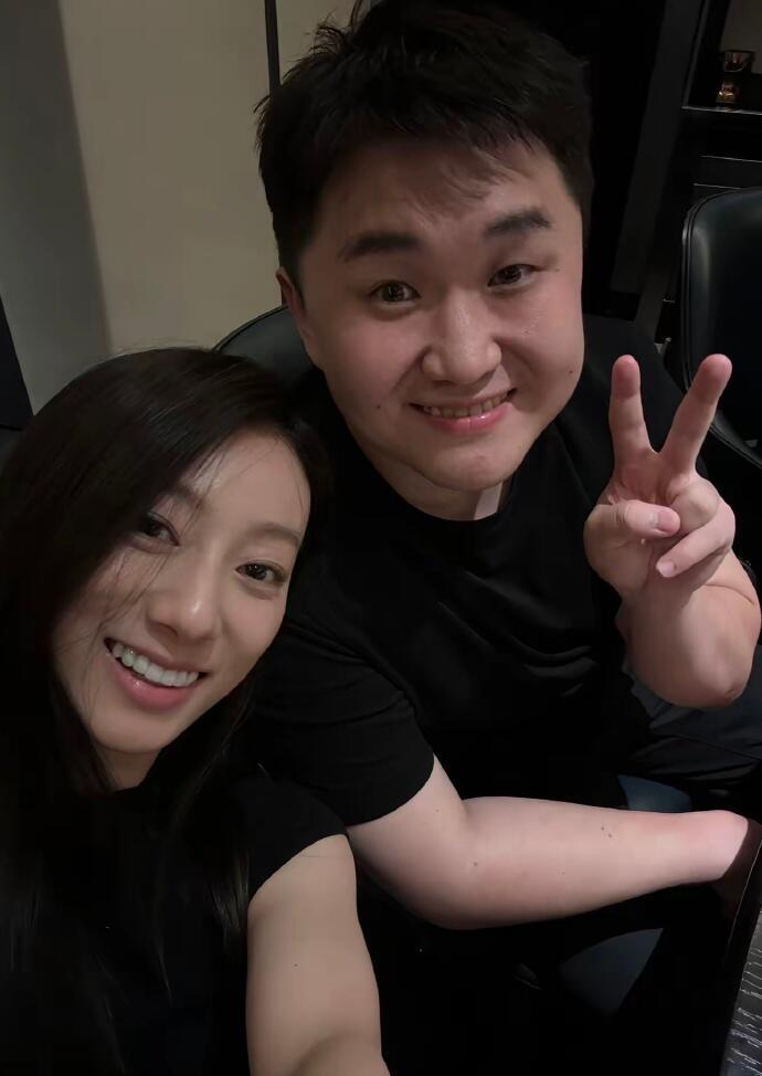 啊？张百乔小雪疑似离婚？我磕的CP别塌啊！当年那么甜，真散了谁还信爱情……先蹲个