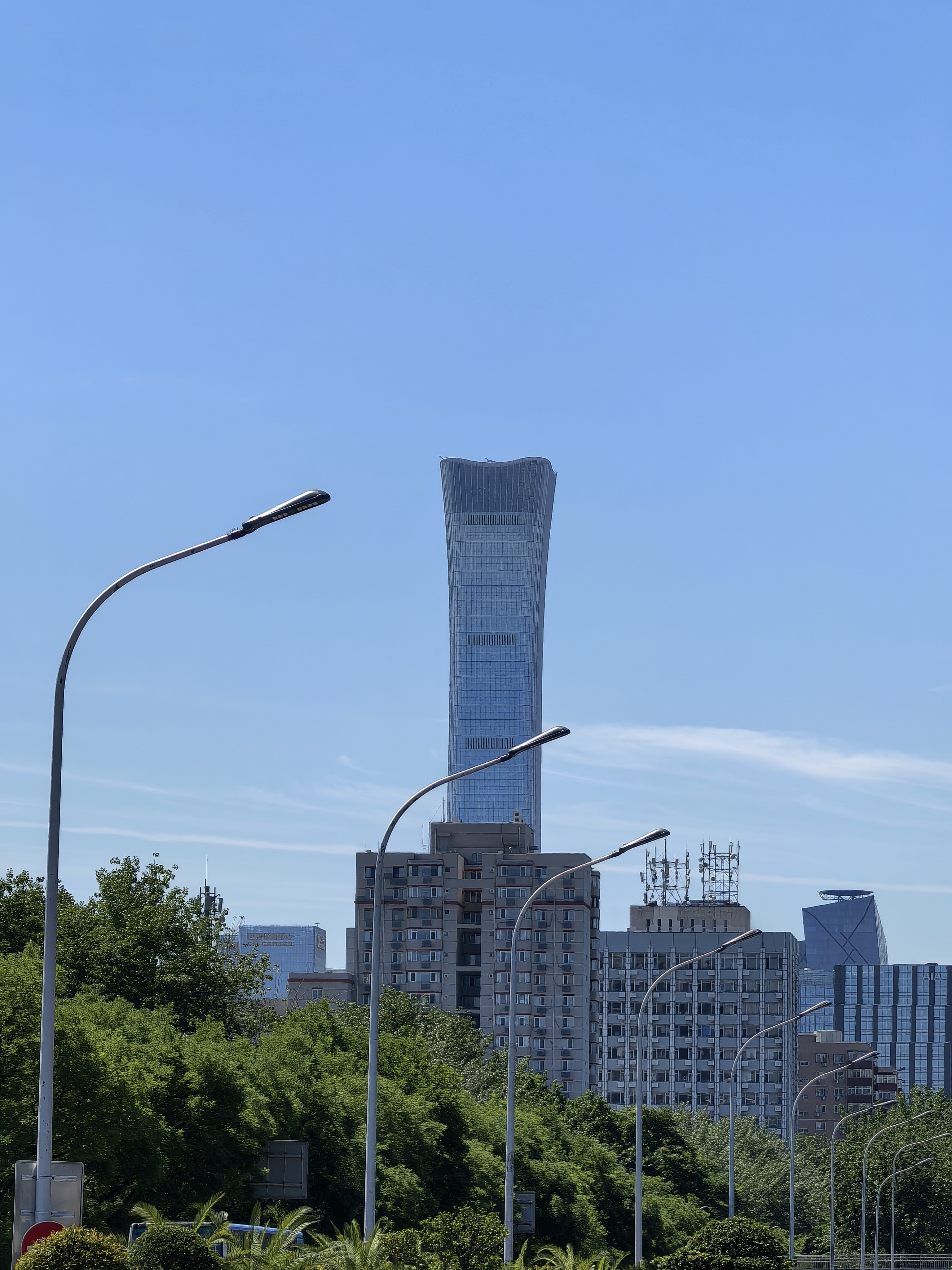 早兄弟们，今日阳光明媚去哪耍？ 