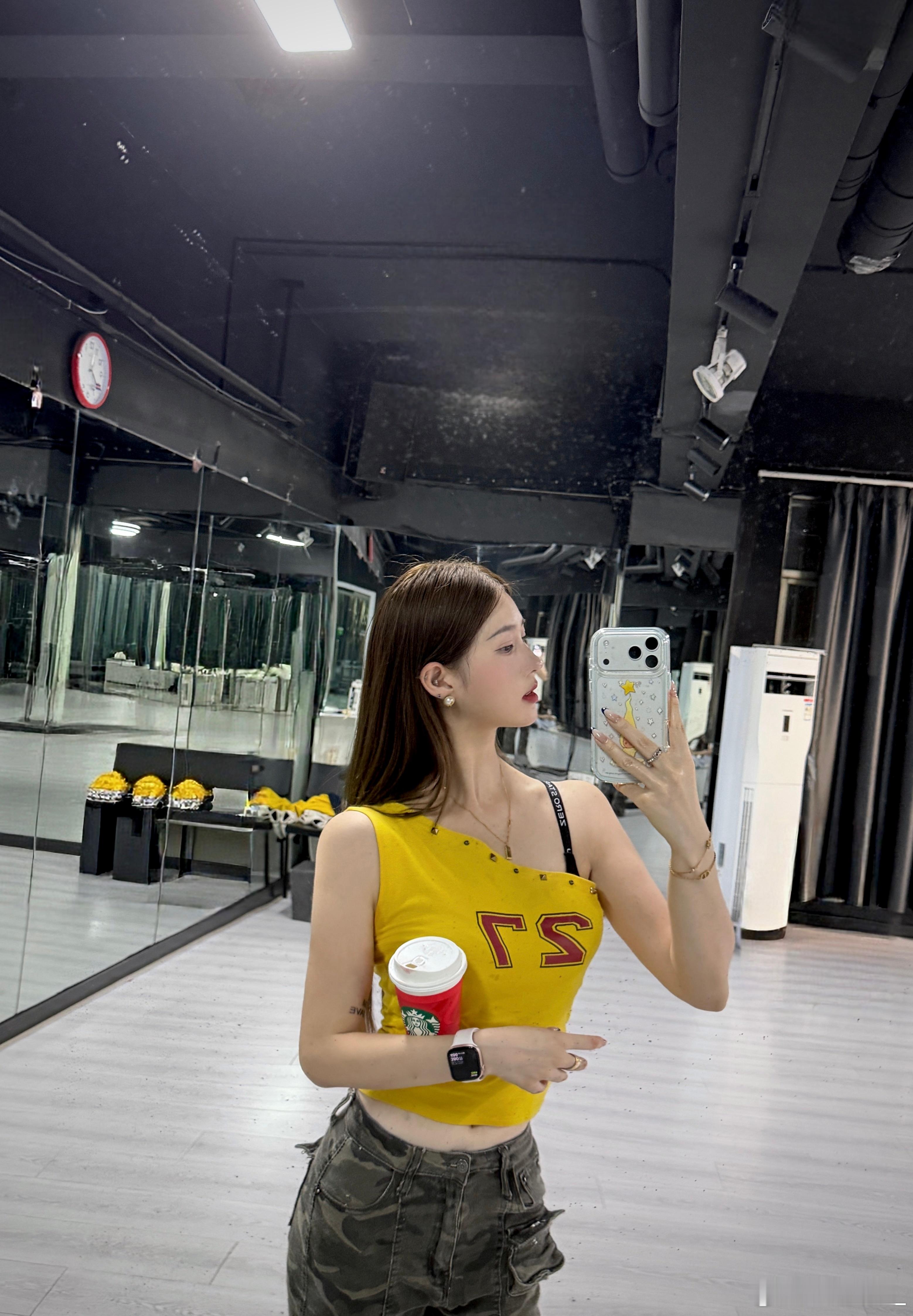 “ 那你呢 希望这个冬天有什么” ❄️