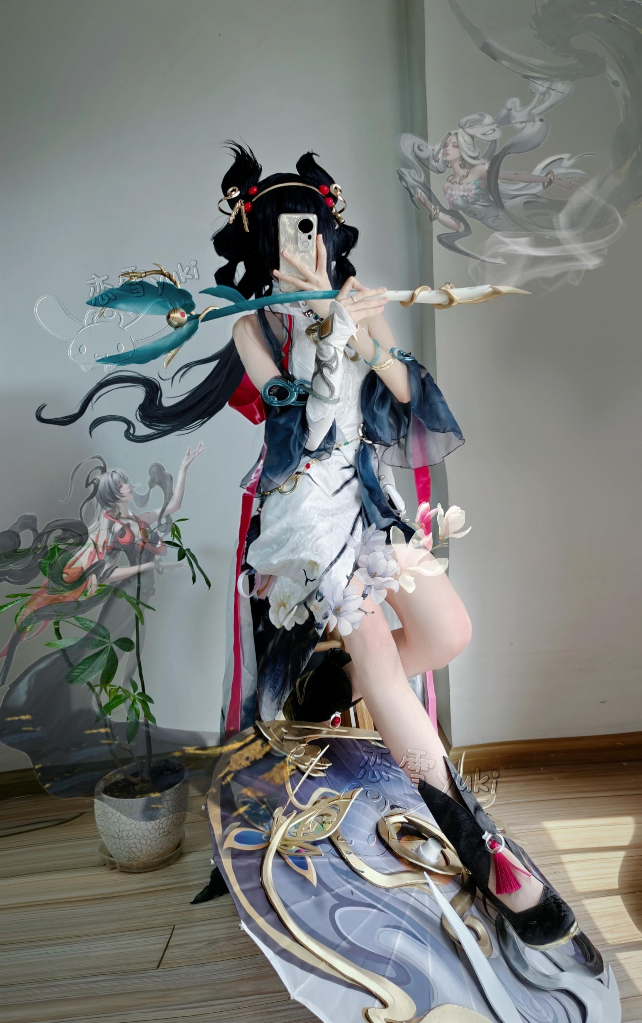 杏花疏影里，吹笛到天明。公孙离王者荣耀