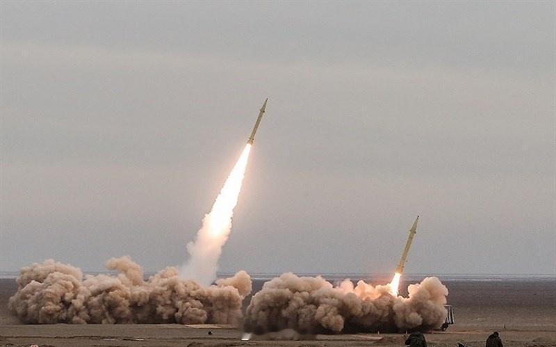 最新消息：伊朗伊斯兰革命卫队（IRGC）称，其打击了以下美国资产：• 在科威特的