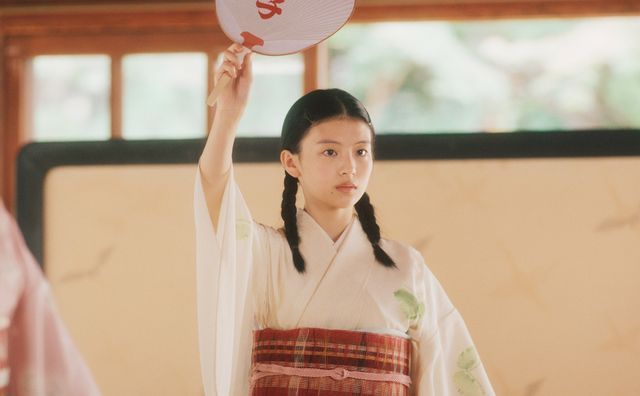 出口夏希中日混血，出生福建 