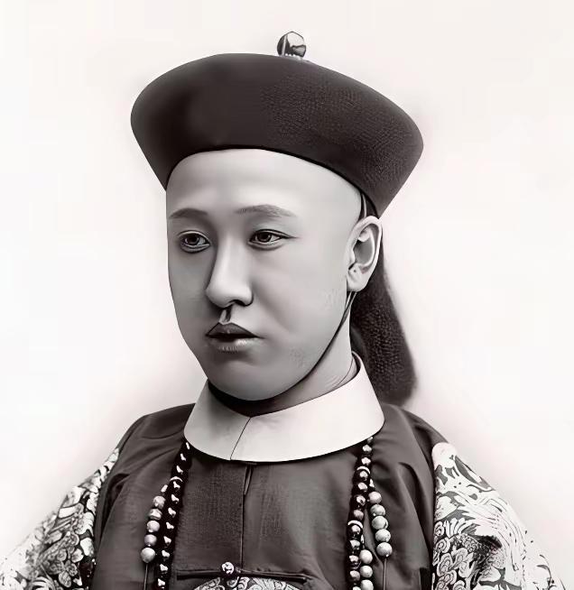 1950年，不近而立之年，就赋闲在家的摄政王载沣，以不足一百万斤粮食的价格，卖掉
