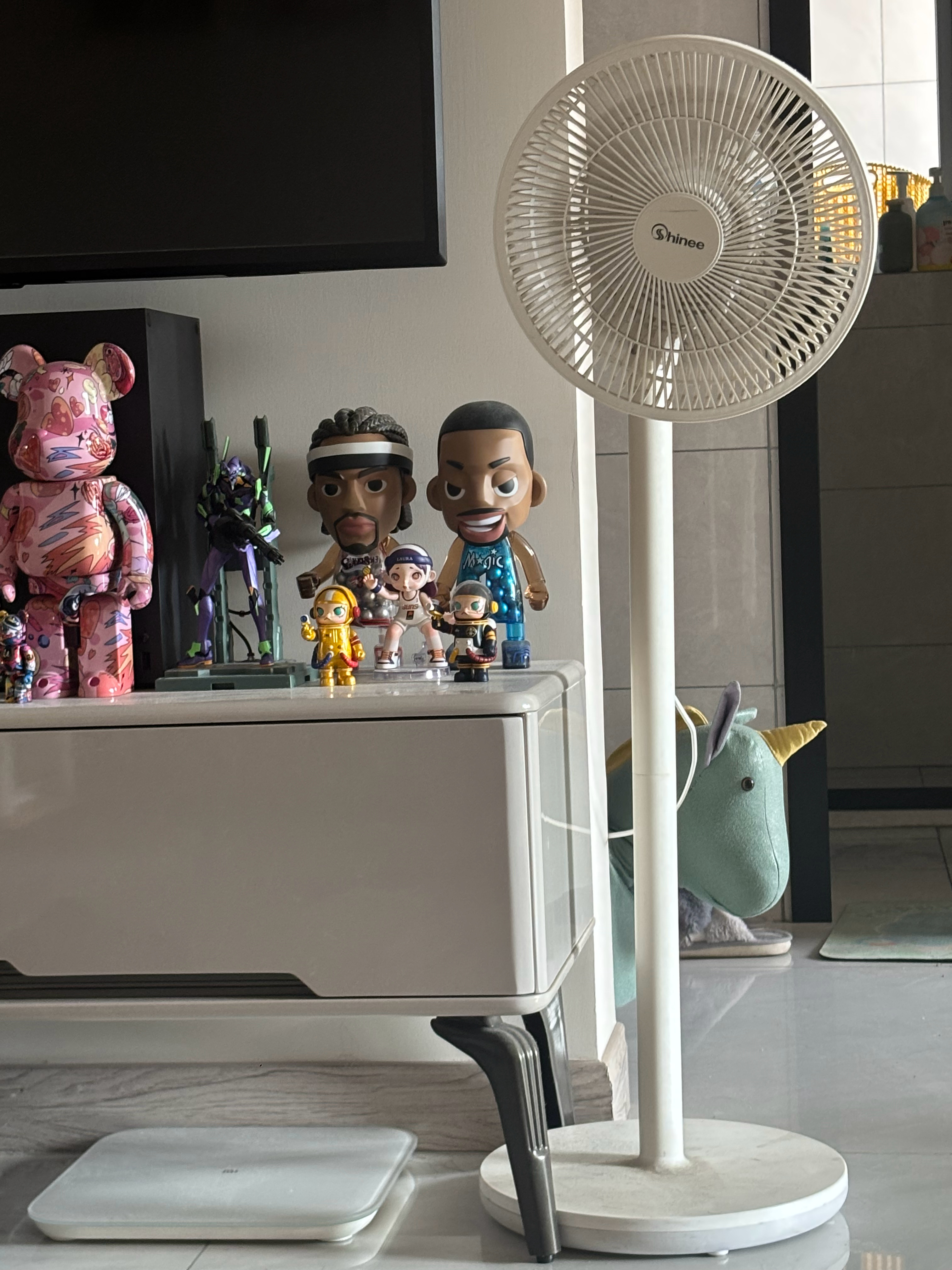 四月的第一周，上海已经用上了电风扇…跑完回来感觉等会儿可能就得因为贪凉发烧🤒4