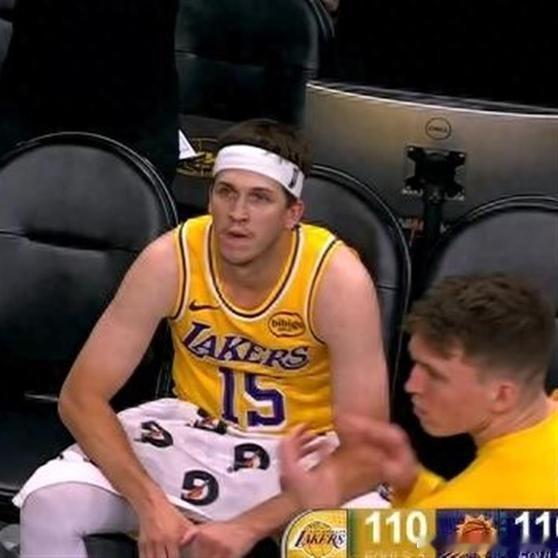 《湖人爆冷惜败太阳！赛后球员评分出炉，东契奇轰41+8+8 拿下高分，詹姆斯与里