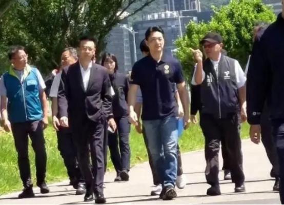 蒋万安要求725上凯道“穿白衣”

台北市长蒋万安今天（20日）表示，“725凯