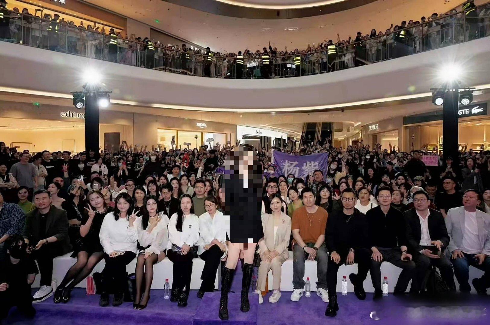 我也会说 胭脂为什么不给素人打码 我帮你们吧 