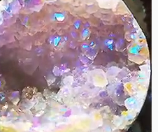 日常迷信，转发这个浅紫水晶，8月好运不断   