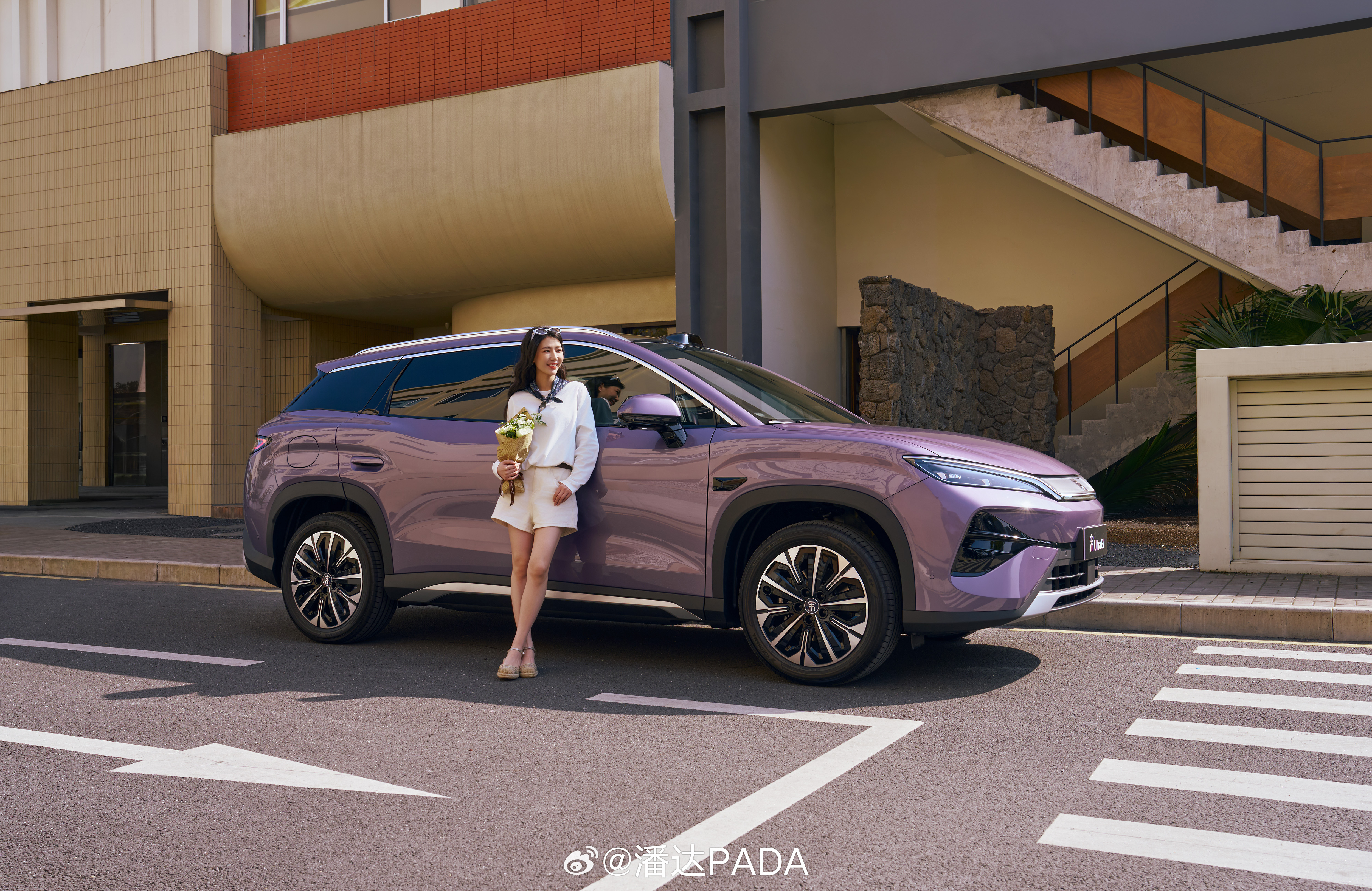 比亚迪宋Ultra EV终于来了，起售价15.19万，用上了比亚迪最新的第二代刀