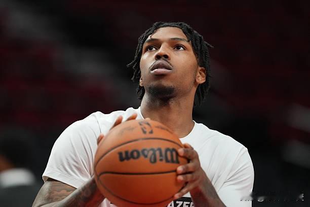 凯莱布-乐福（Caleb Love）本赛季的例子充分证明了一点。对于很多落选秀来