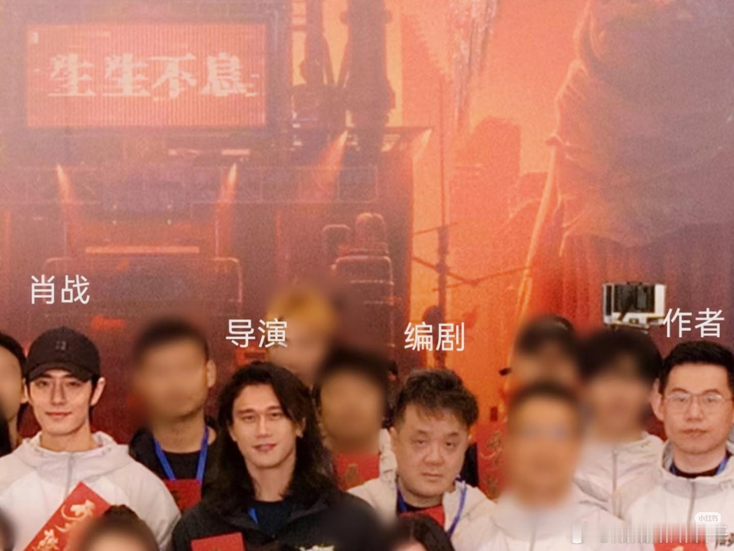 十日终焉的编剧怎么如此憔悴看来也是鸭梨山大，小说就十分烧脑逻辑十分缜密影视化有编