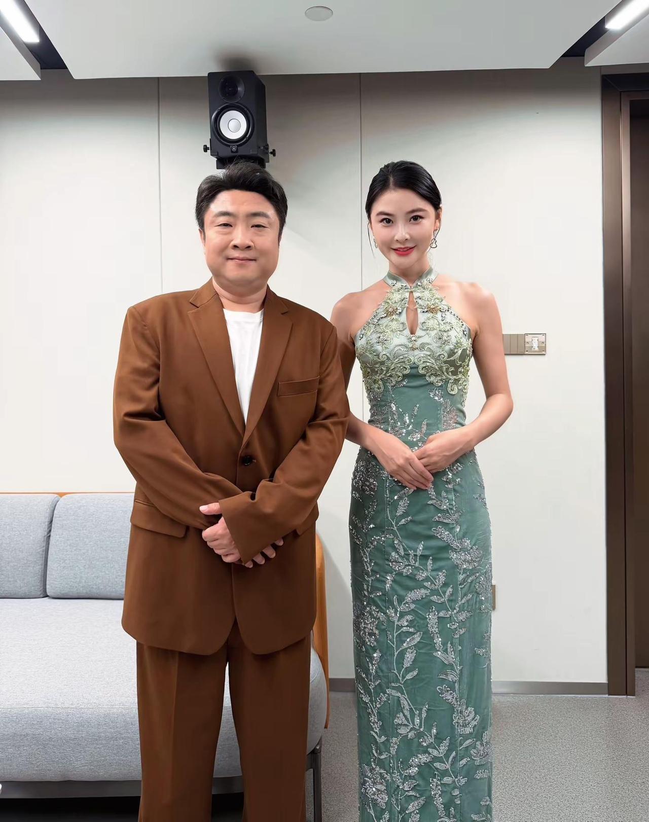 努力中的人一定会发光.