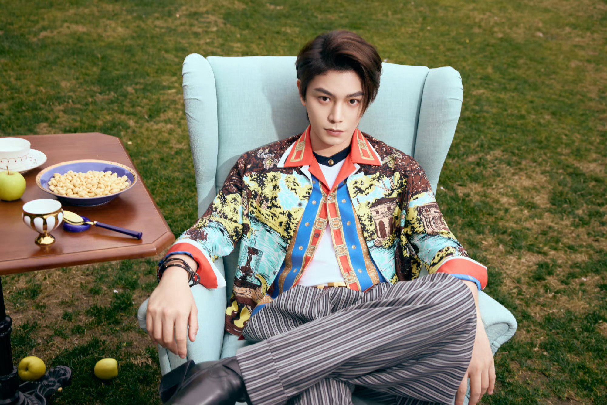 丁禹兮定格静谧时分丁禹兮御风而动 丁禹兮御风而动，定格静谧时分。帅成啥样了小丁，