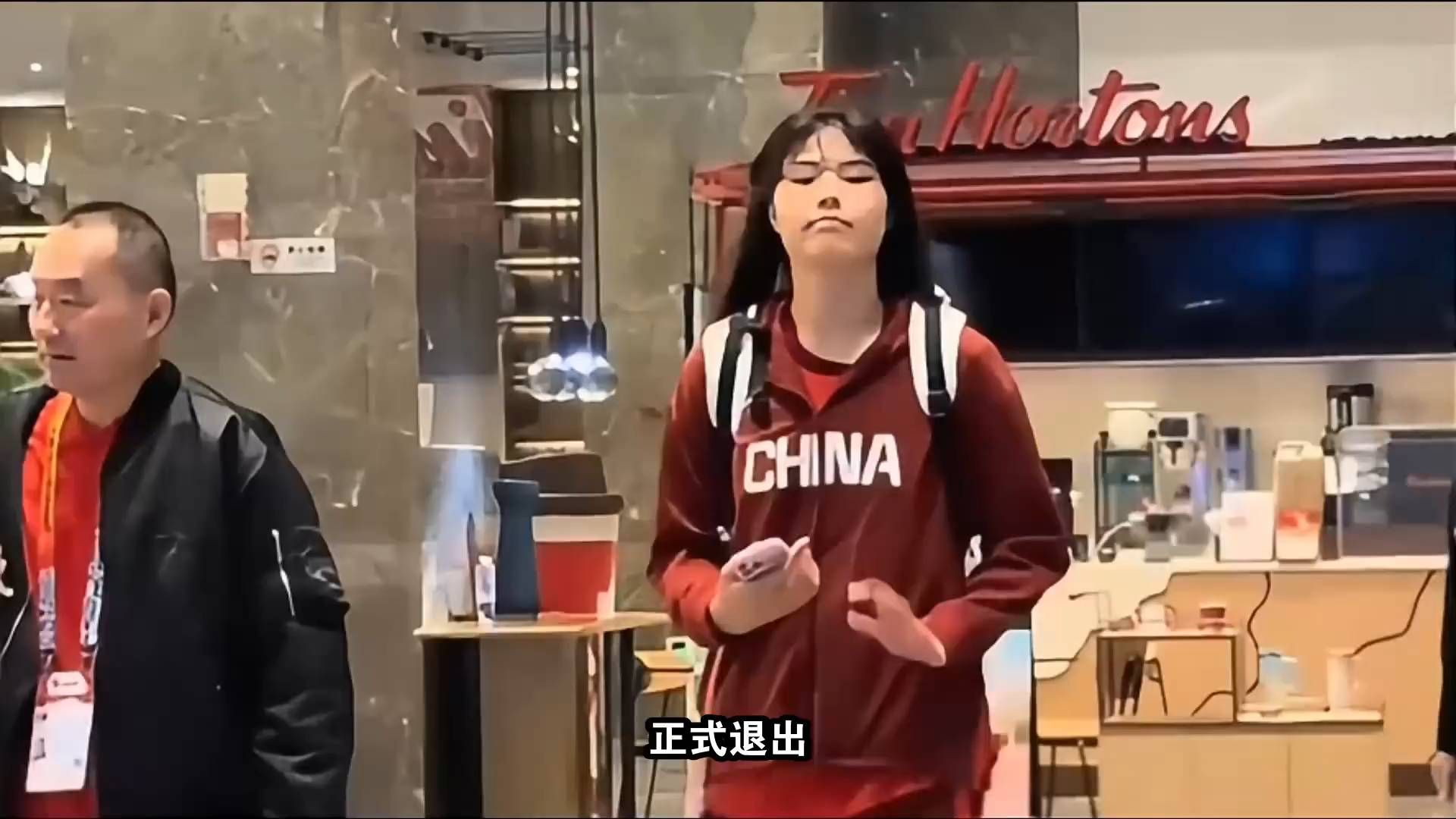 正式退出，李月汝意外，护照丢失，美国太不靠谱，宫鲁鸣被动了