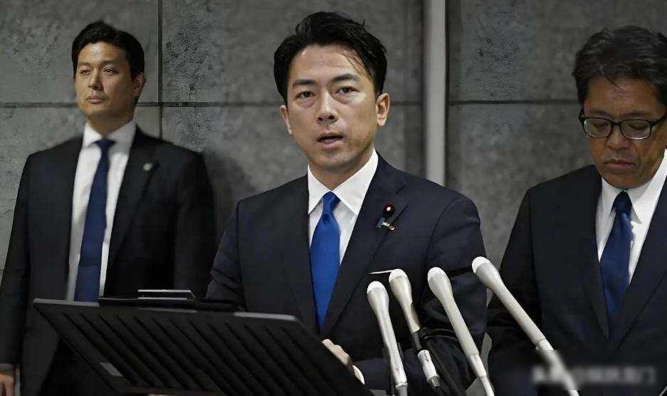 日本想核武，美国不接招，拉美火药桶快炸了。

日本那边最近出了点事情，有个官员突