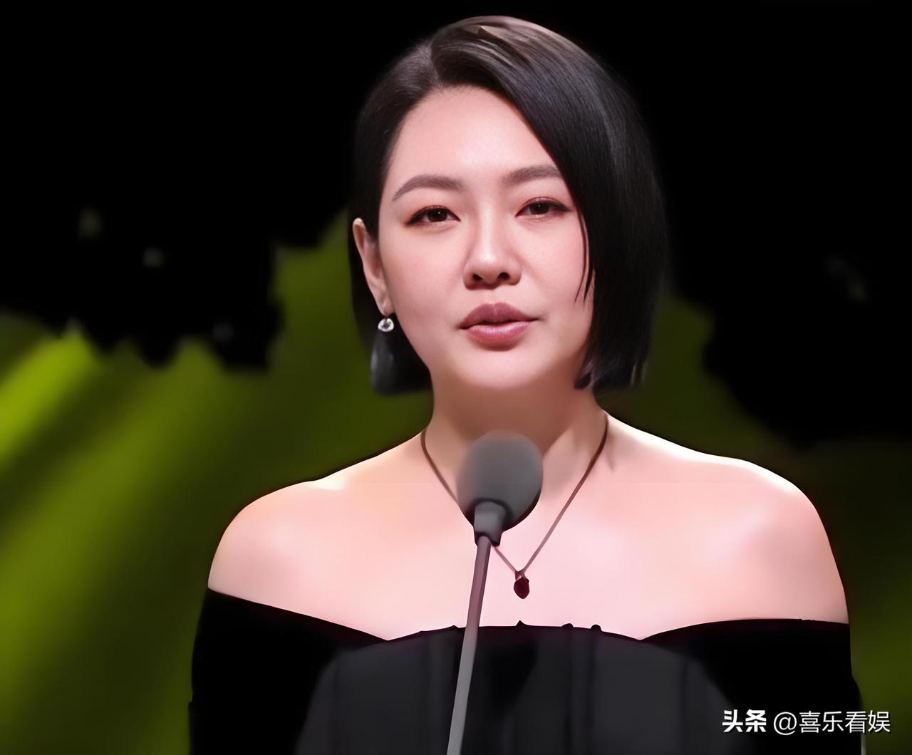 小S，不再沉默！
 
7月17日，小S又冲上热搜，这次不是因为节目效果，也不是因