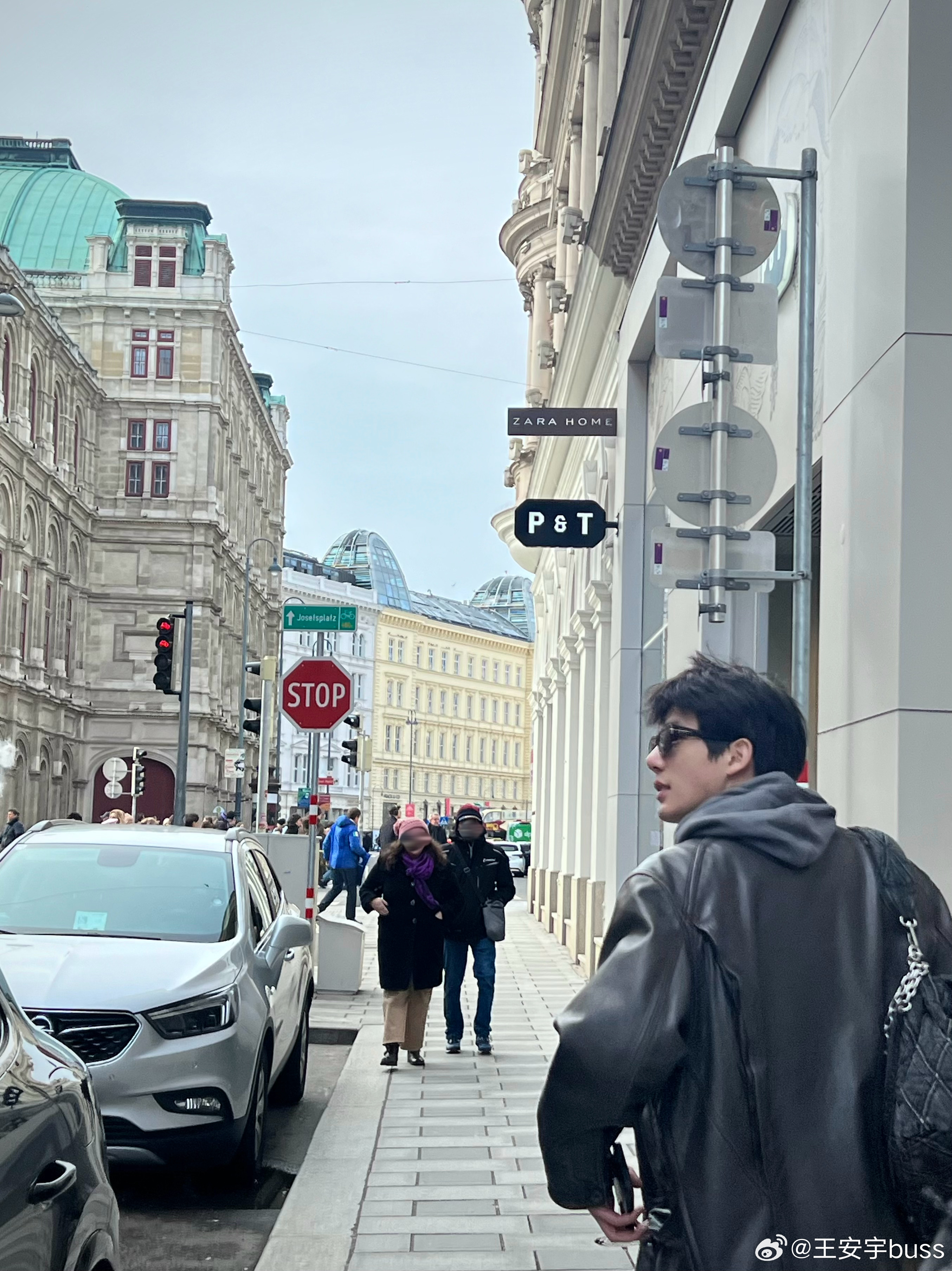 青年演员王安宇  王安宇季清和 思念是一季的花香，漫过山谷，笼罩你我，而祝福是无