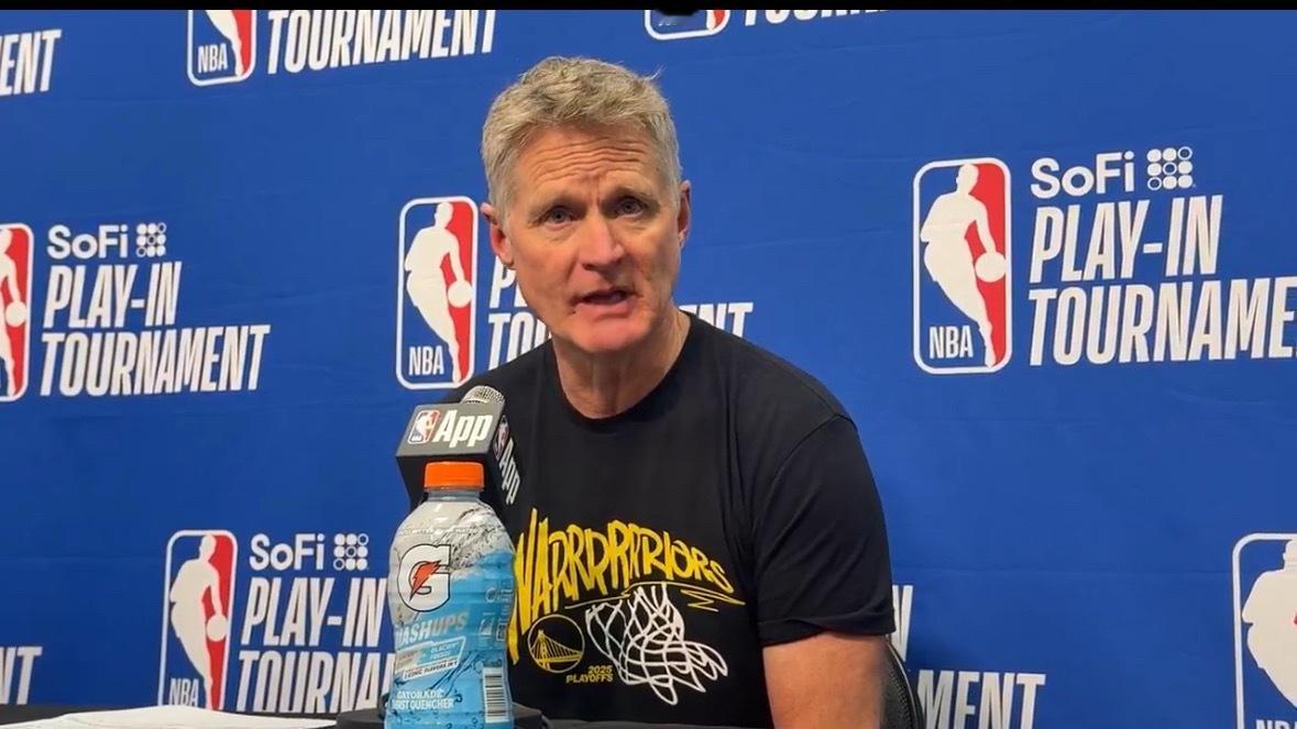 科尔赛后采访 “ 我接下来要么继续执教库里 要么就去干别的事了我不想离开库里 我