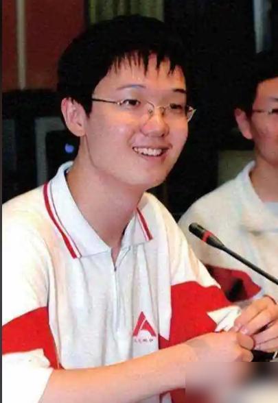 “我不上清北，我就要去美国！”北京一高二学生拒绝保送“清北”，转头就向美国十一家