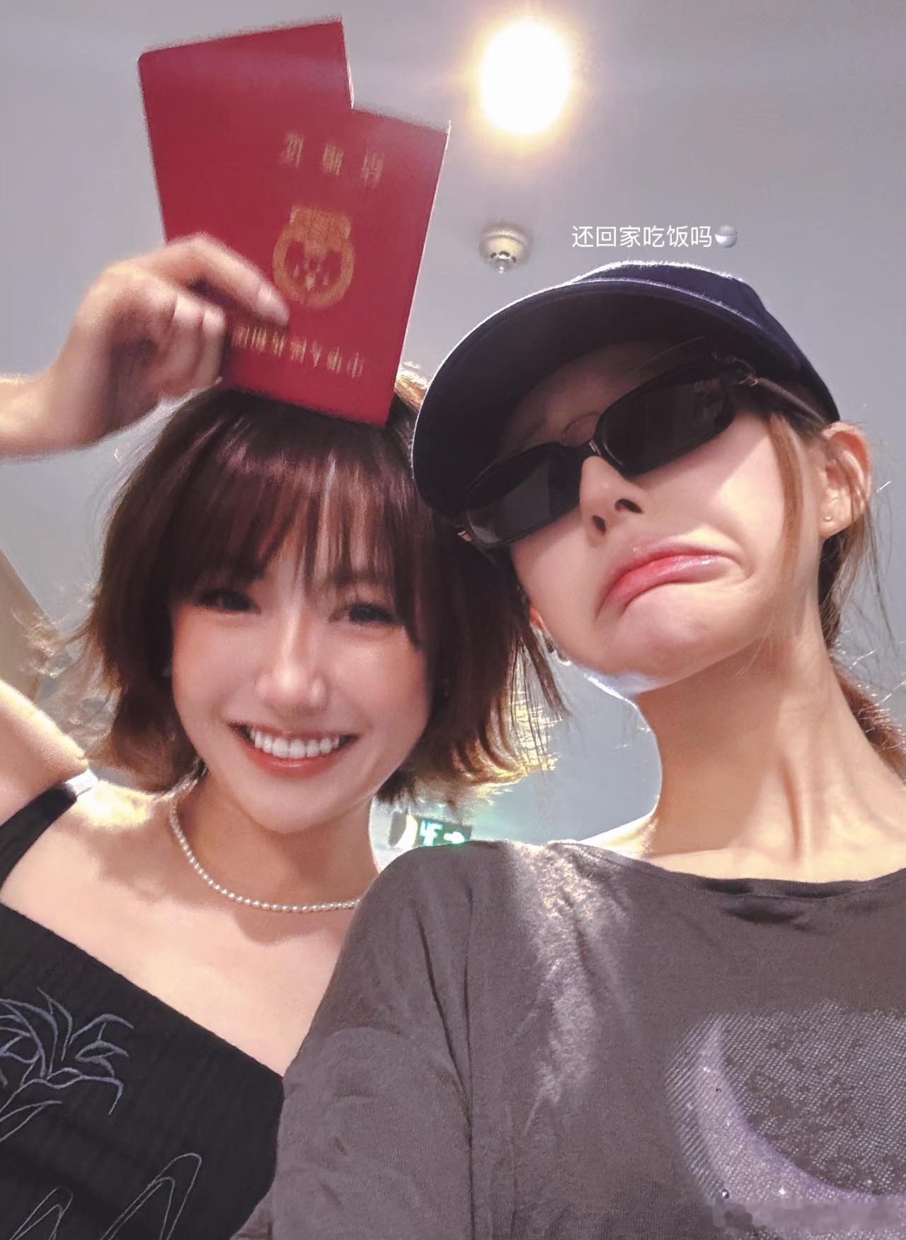 赵露思    zls赵露思许我耀眼zls赵露思许妍笑笑要一直幸福下去💞 
