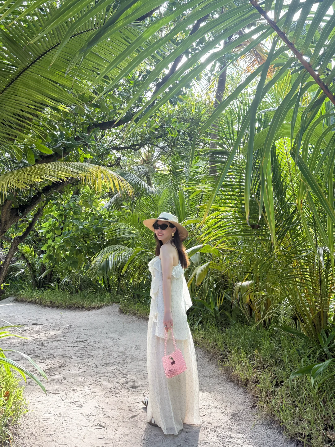 去马尔代夫🏖️做一天没有名字的人
