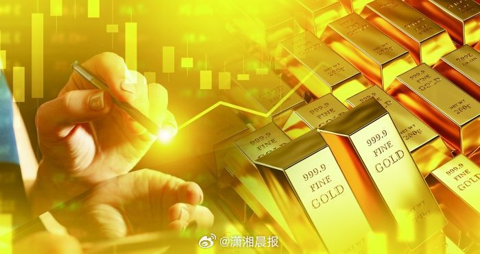 【#现货黄金和白银大跳水#，#金价高开后迅速跳水#】据温州晚报，3月9日开盘，现