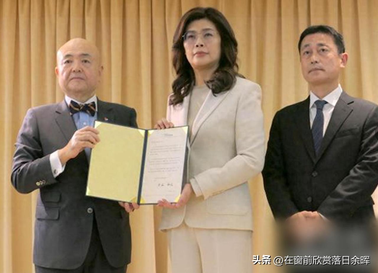 日本熊本发生地震，赖清德、萧美琴、卢秀燕均为日本熊本地震捐了款，为何只有郑丽文冲