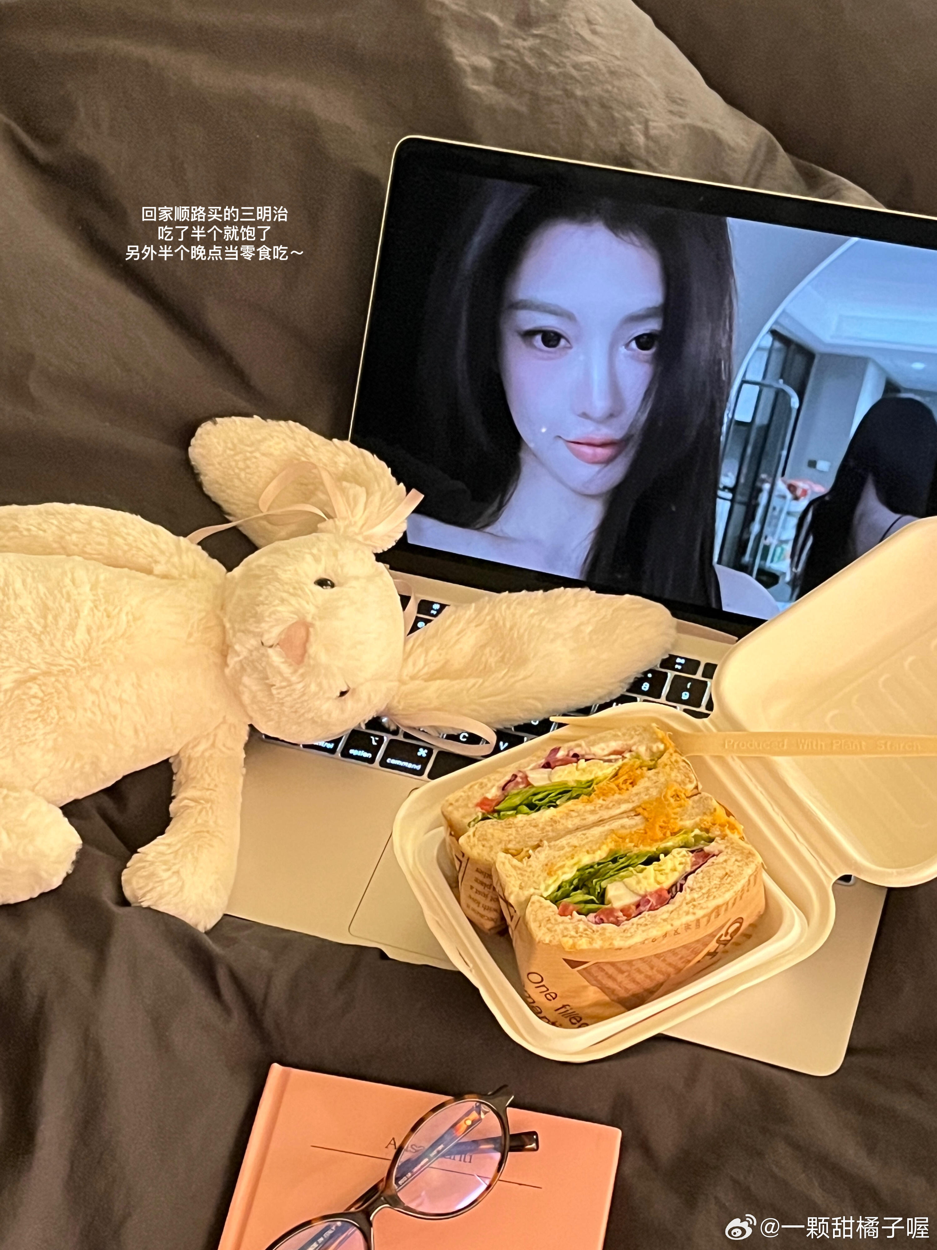 plog🍧甜甜的宅家小日子🧸ྀི °o O在平淡的生活中寻找美丽的风景 美味