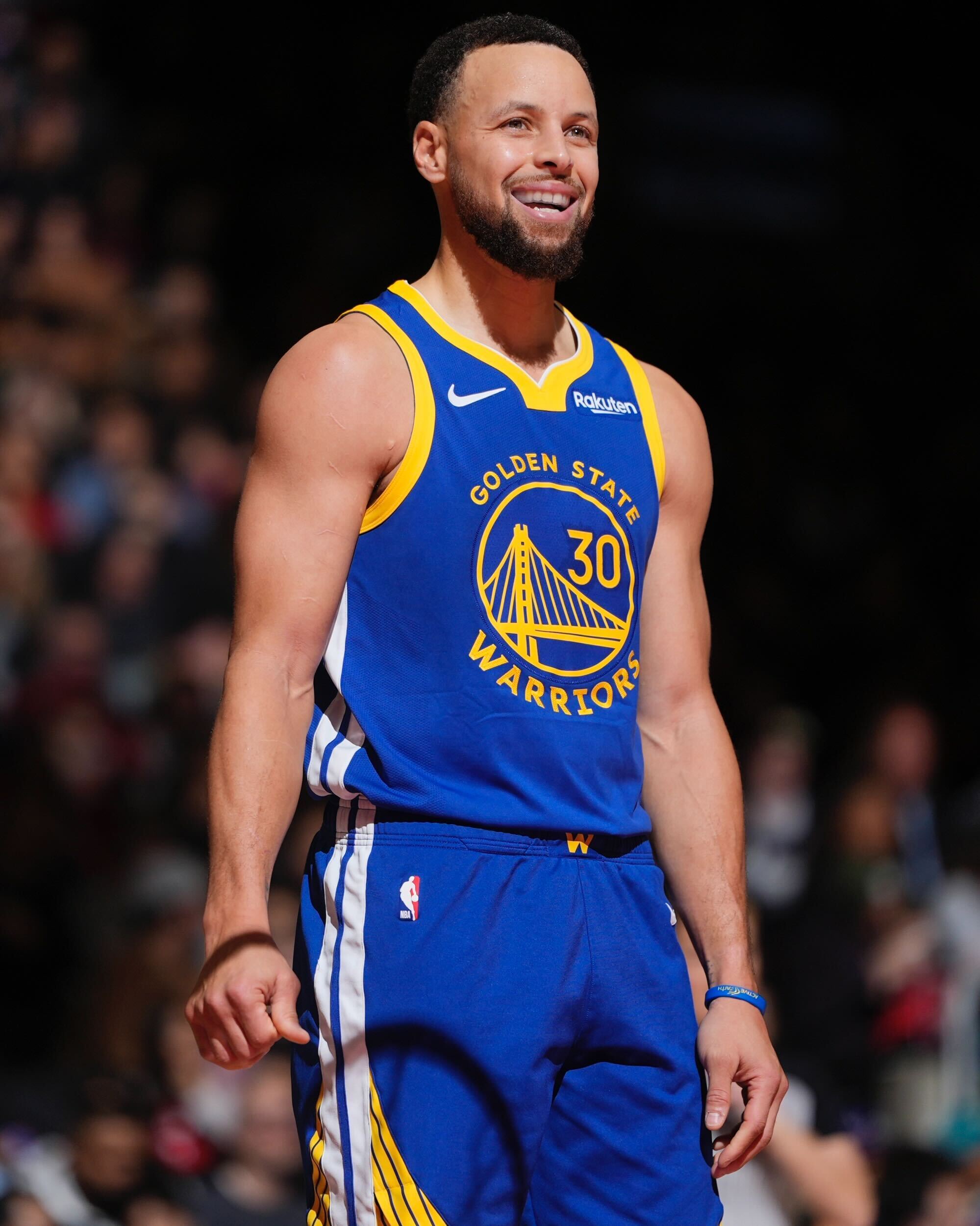 谢谢大家的支持，2026让我们继续见证库里的精彩瞬间！2025道个别