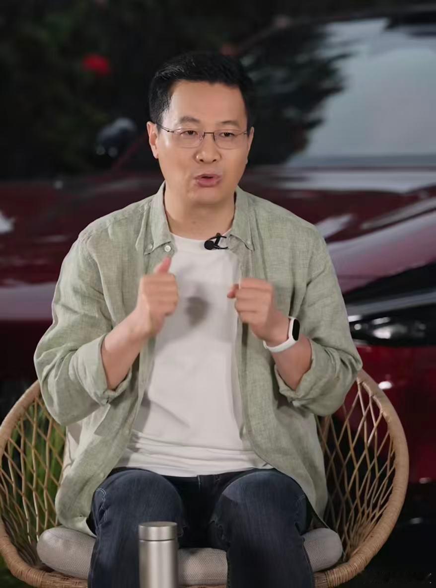 【卢伟冰回应小米17Max为何不叫Plus】卢伟冰谈Max与Plus区别 5 月