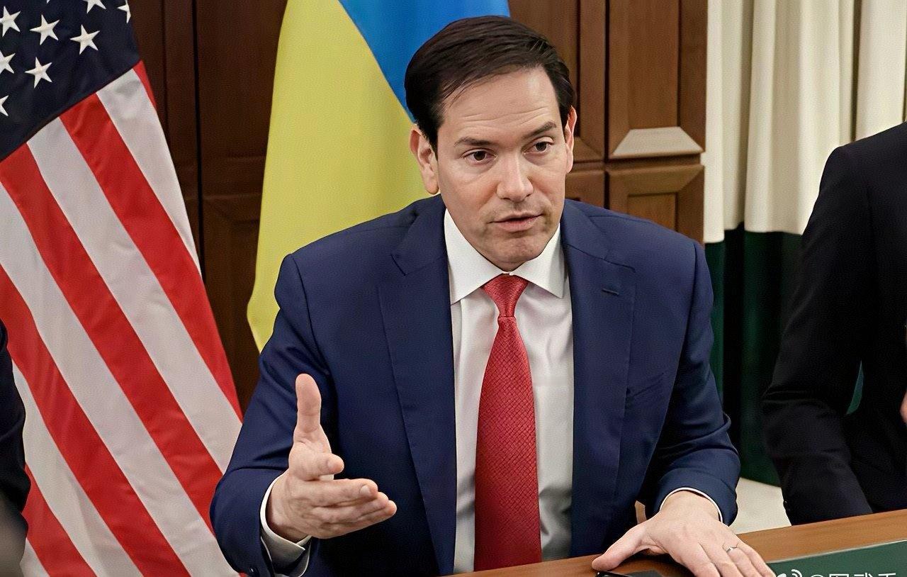 【鲁比奥：欧洲和中国无法解决俄乌冲突】华盛顿时间2025年12月2日，美国国务卿