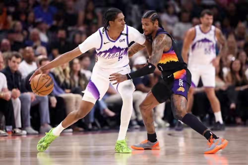 火箭会后悔吗，杰伦格林出场22分钟，得到31分，太阳战胜了爵士。
一、格林的发挥