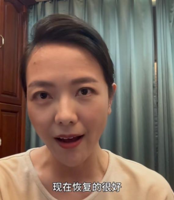 杨乐乐出院用原相机报平安！“一个人住院” 引热议，网友追问 “汪涵去哪了”，17