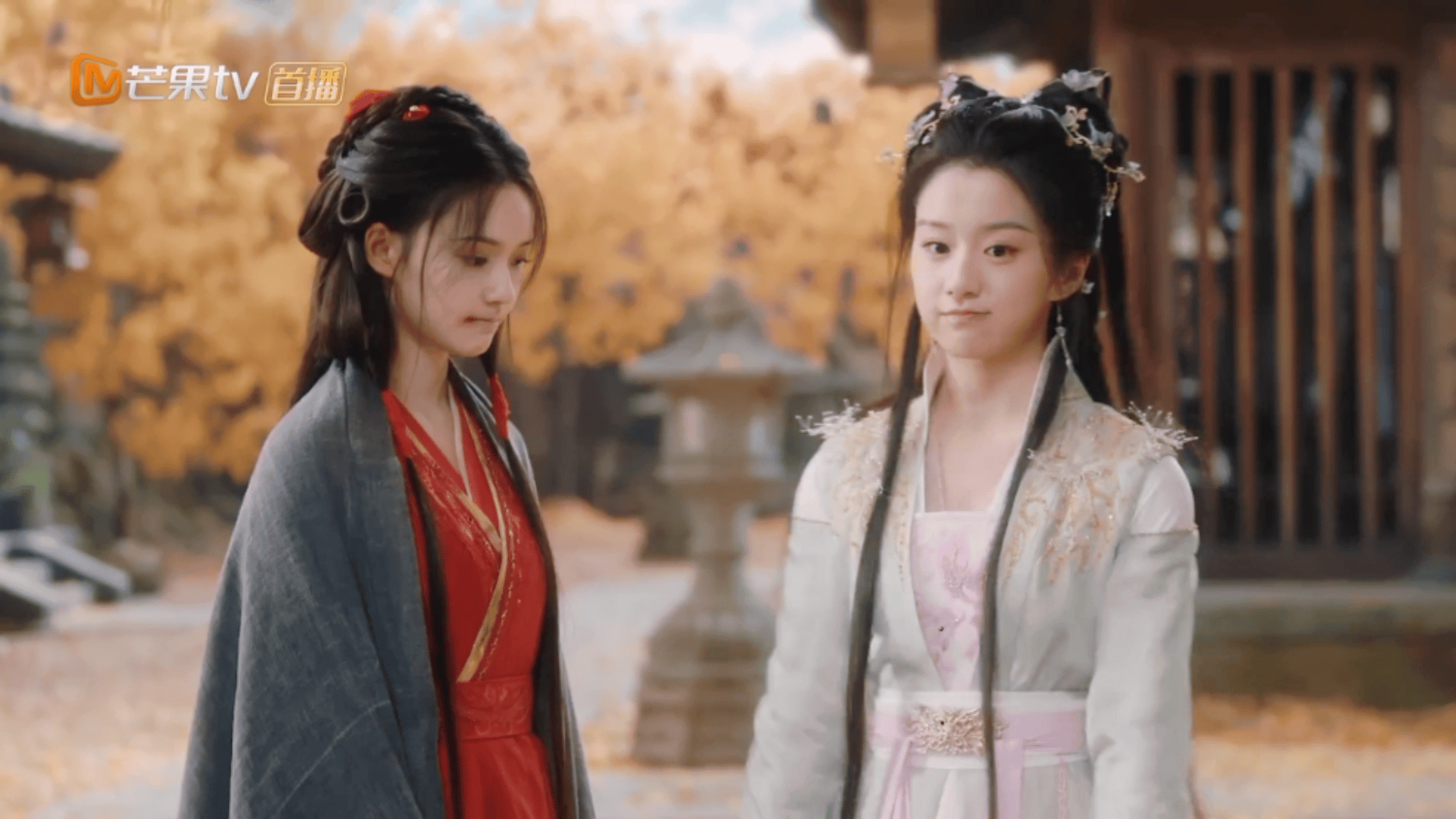 《水龙吟》两个女主同框，包上恩和林允各有风格 ​​​