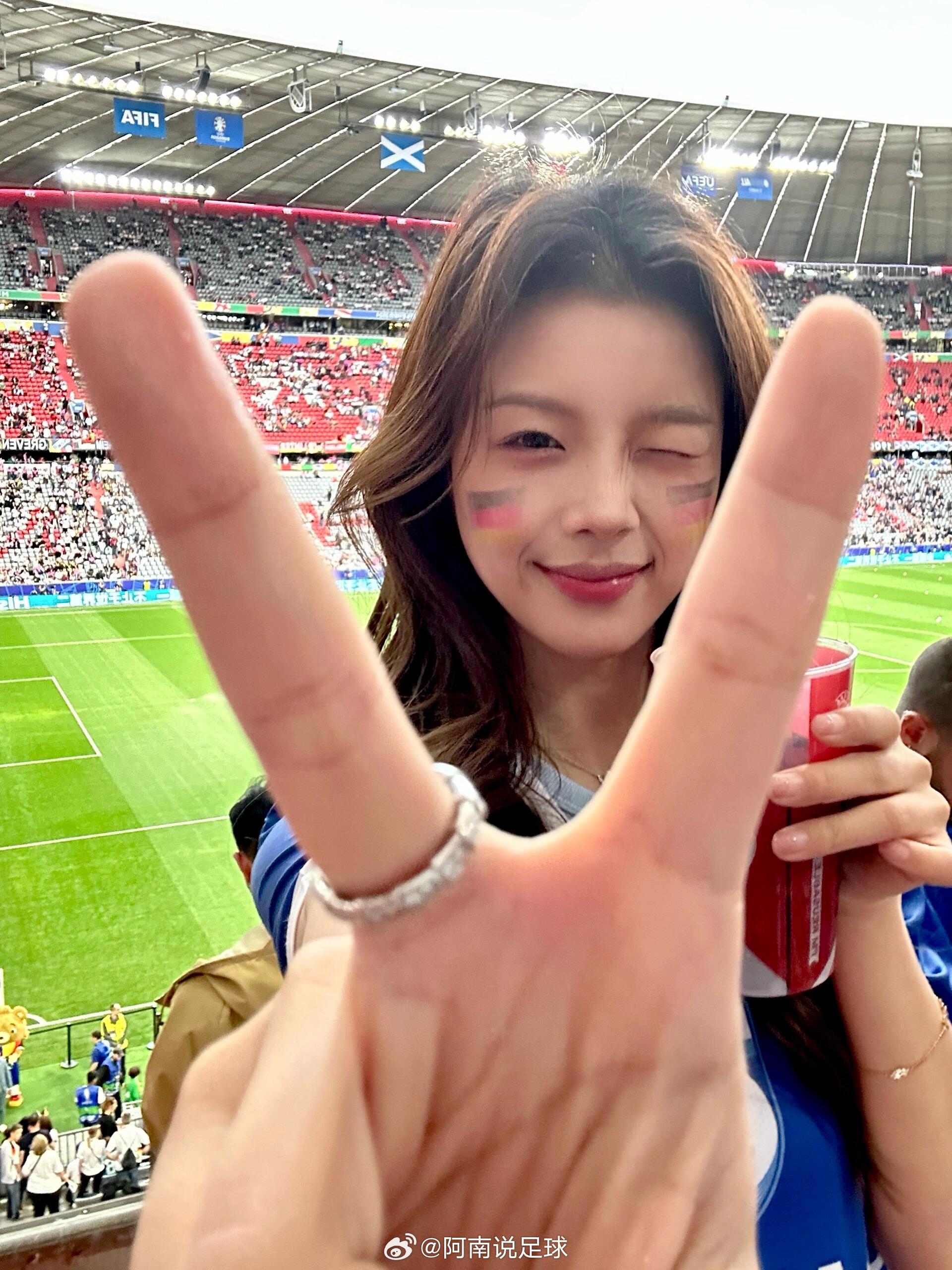 南非死守与加拿大猛攻，战术碰撞精彩纷呈！赛事精华已备好，完整分析家里等你来看！赛