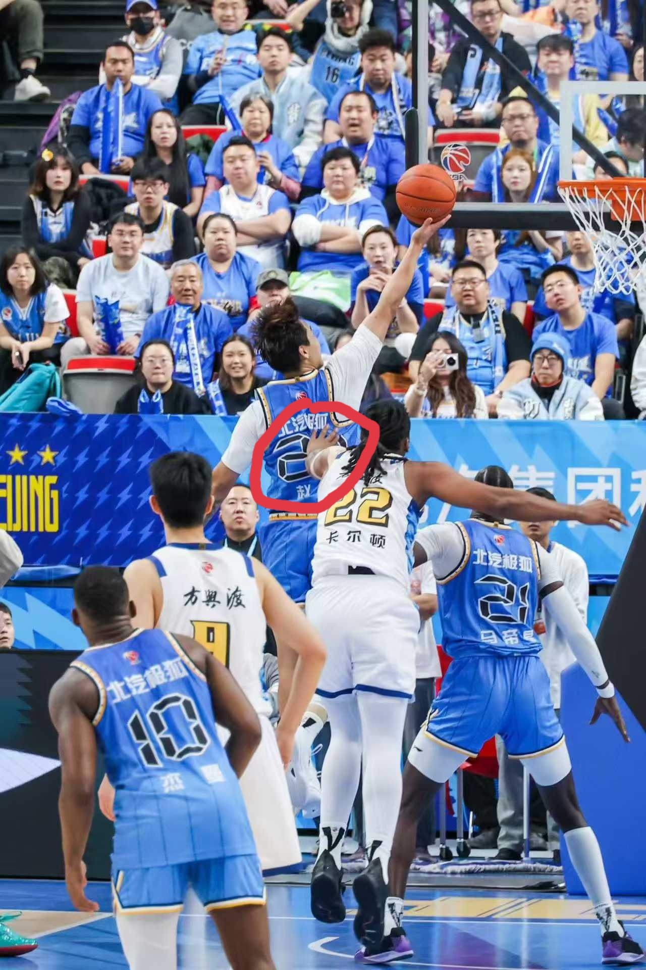 真睡不着，就冲这几个判罚………我一直就在说，中国篮球每况愈下的局面，就是人心，人