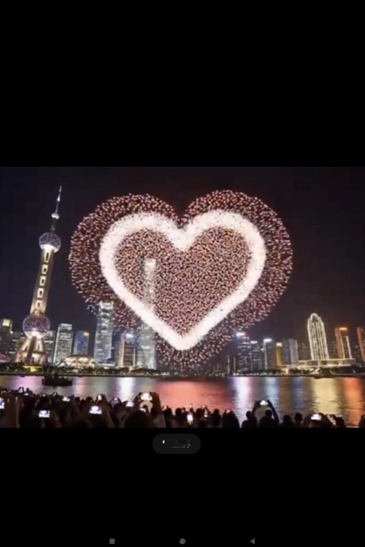 上海的这个6500架的无人机表演全球第一！
近日，上海市一家无人机企业一次性使用