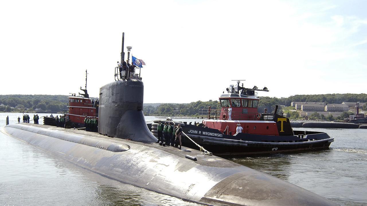 日本频繁秀肌肉！小泉进次郎访问驻日美军横须贺基地
日本防卫大臣小泉进次郎于202