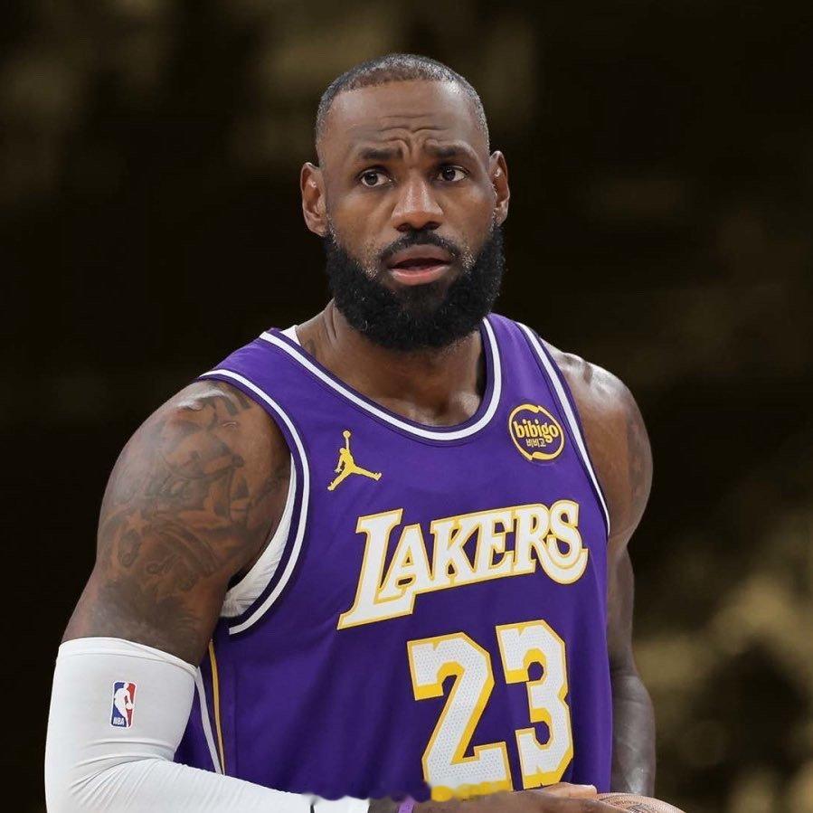 据Shams报道，湖人队在季后赛中的成功将对勒布朗的未来产生重大影响。 