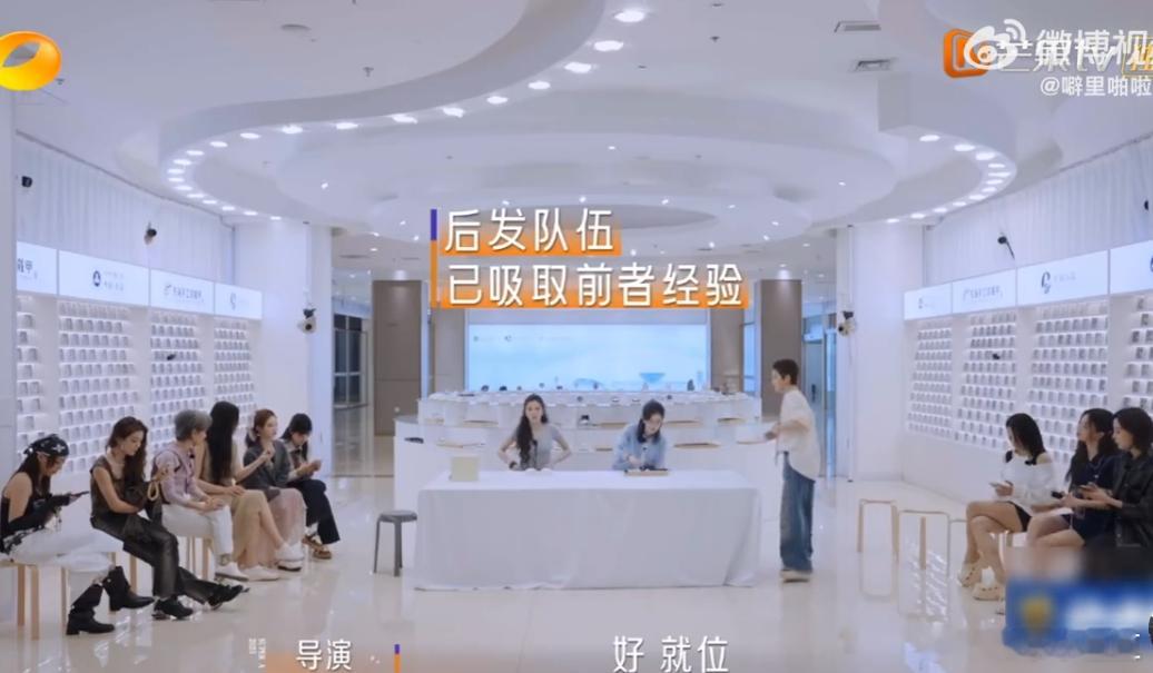 李晟 老鼠掉进米缸了 谁懂啊！李晟逛水晶城简直是“老鼠进米缸”！摸水晶一摸一个准