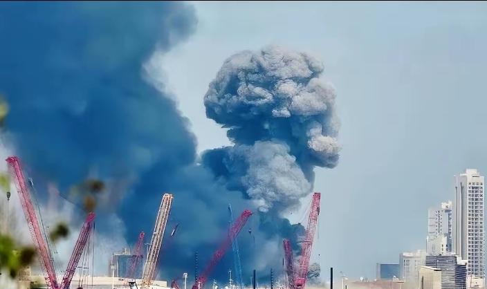 伊朗给中国特权
​伊朗正式下禁令，美国、以色列、欧洲的船，不管军用还是商用，都不